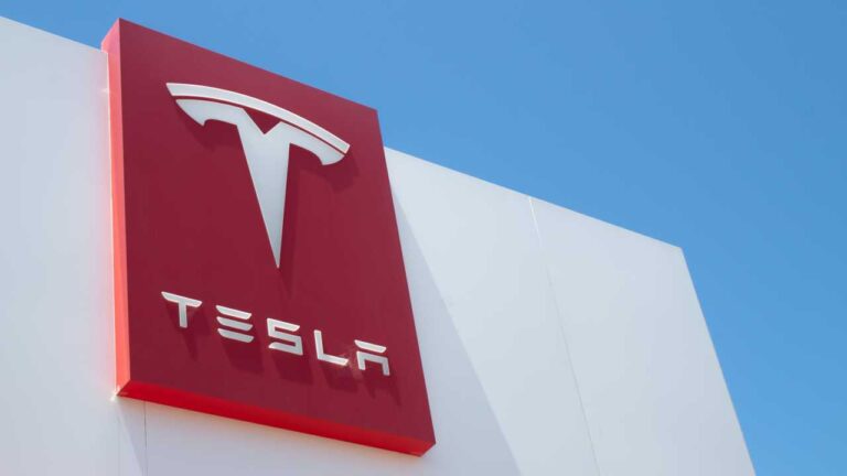 TESLA (1)